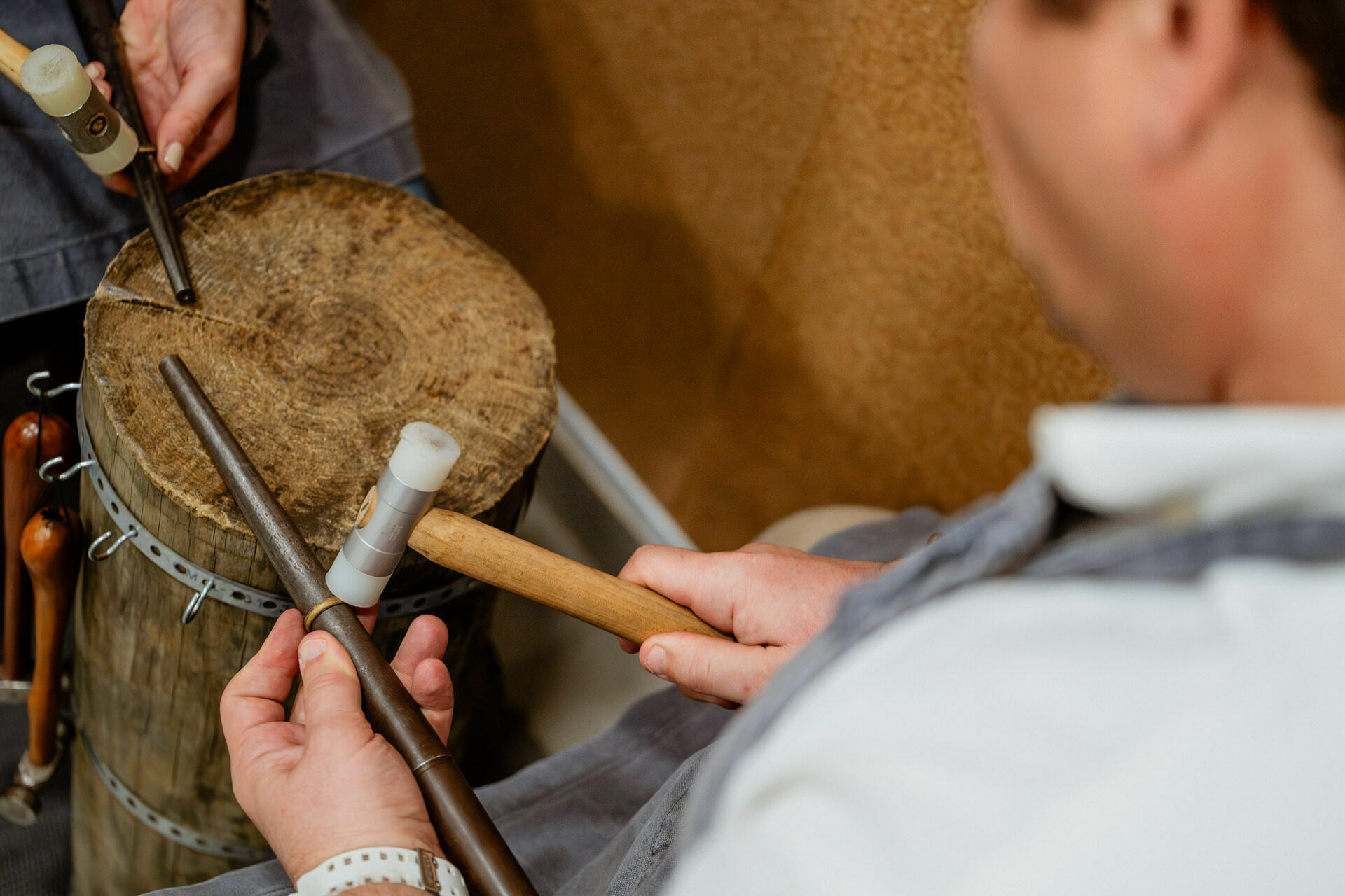 Foto Fazer as próprias alianças de casamento: uma experiência única que poucos noivos consideram - Imagem 50