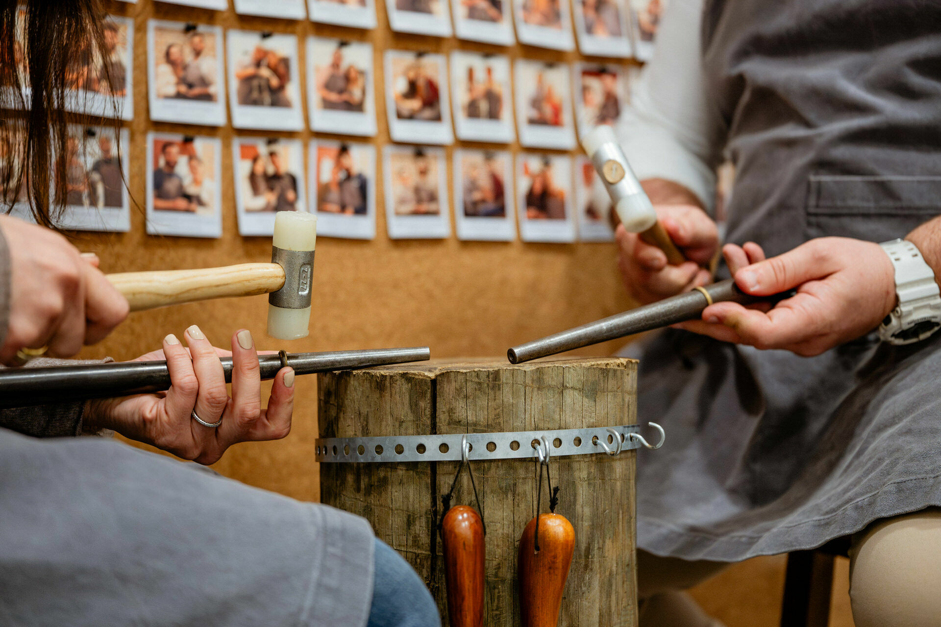 Foto Fazer as próprias alianças de casamento: uma experiência única que poucos noivos consideram - Imagem 42