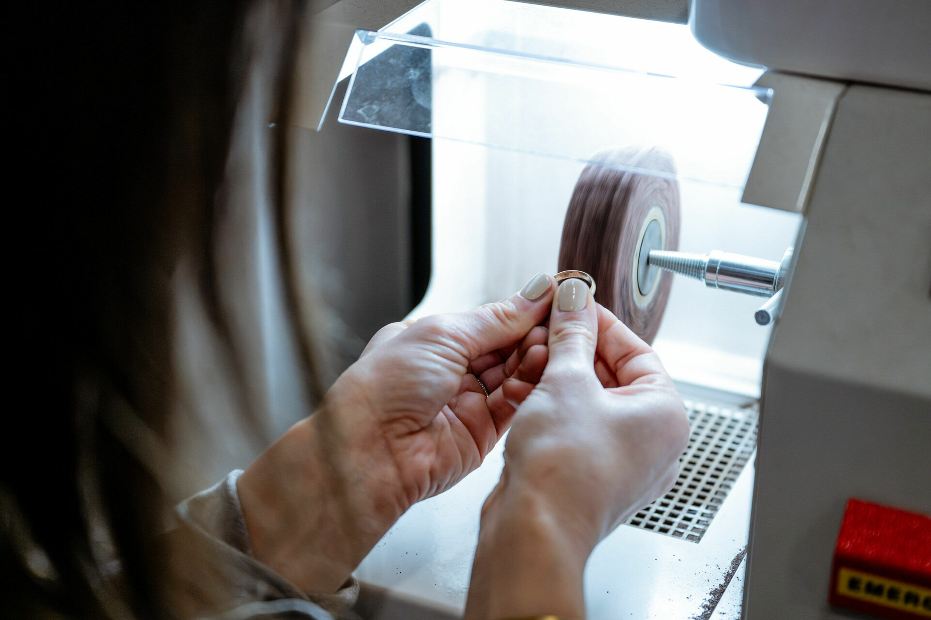 Foto Fazer as próprias alianças de casamento: uma experiência única que poucos noivos consideram - Imagem 29